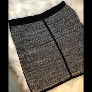 Ann Taylor knit pencil skirt size large